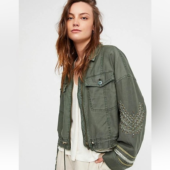 Free People Extreme Cropped Studded Embellished Military Jacket Size Small Boho - Picture 1 of 16